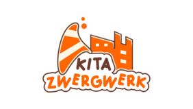 Logo der Kita Zwergwerk:  Hintergrund Schachbrettmuster. Darauf zu sehen ist das Logo. Links im Logo ist eine orange-weiß gestreifte Zipfelmütze zu sehen. Daran anschließend das Gebäude der Einrichtung in orange. Darunter der Schriftzug "KITA Zwergwerk"